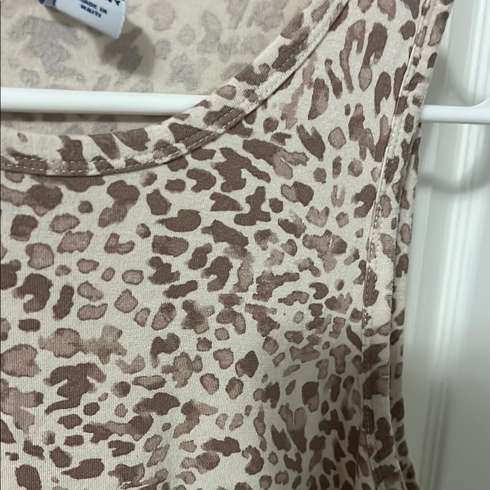 Old Navy Tan and Brown Sleeveless Relaxed Tank Top - Picture 2 of 2